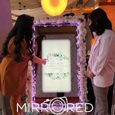 Mirrored Memories - Mirror Photobooth Rentals